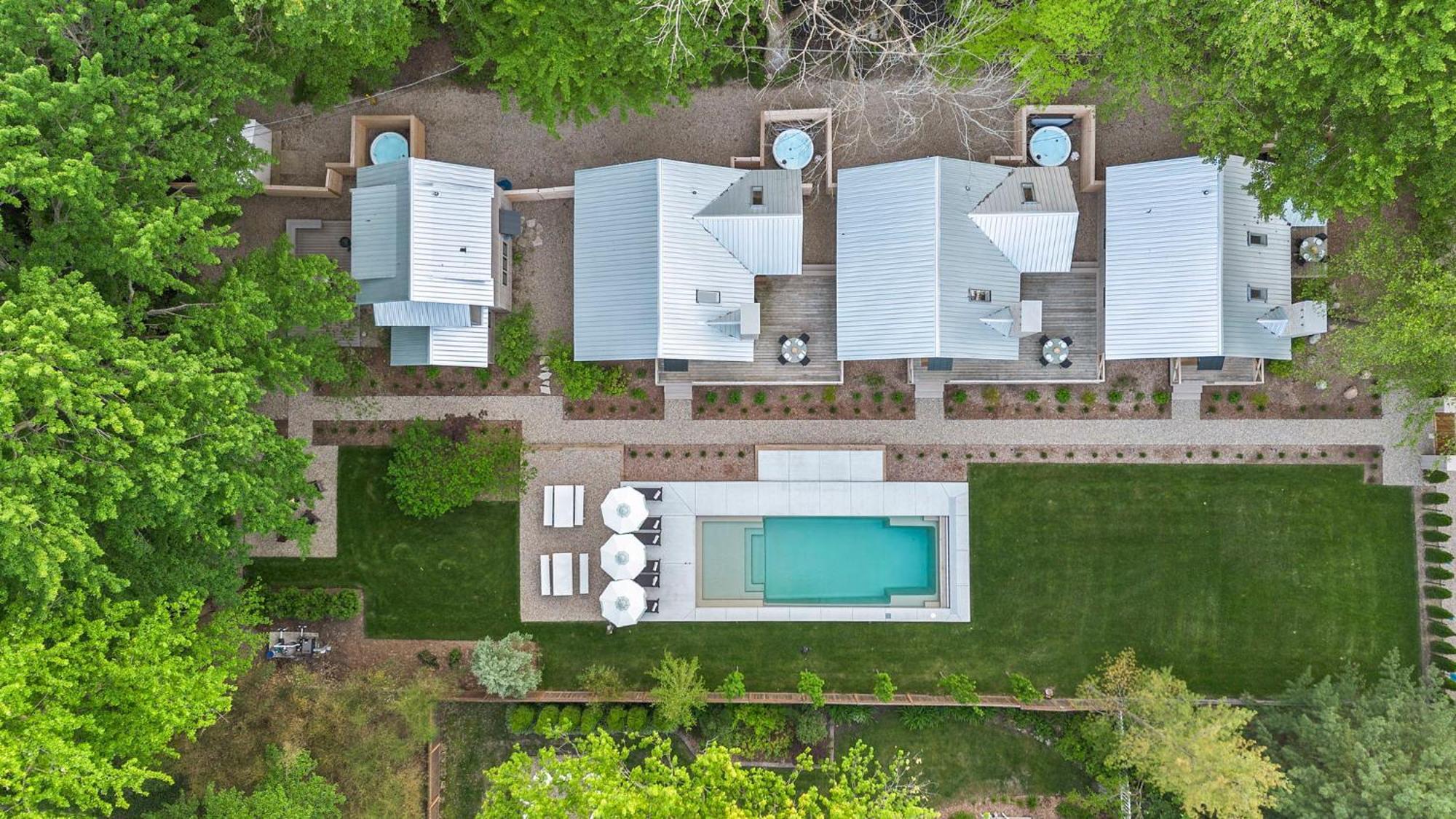 The Townie Cottages - All Units Union Pier Экстерьер фото